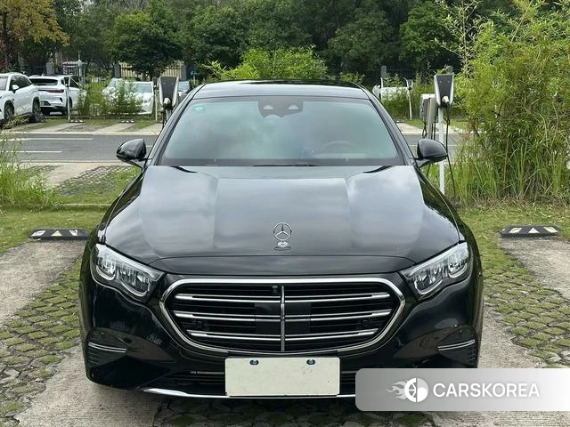 Mercedes-Benz E-class 2024 Черный из Китая, фото 6