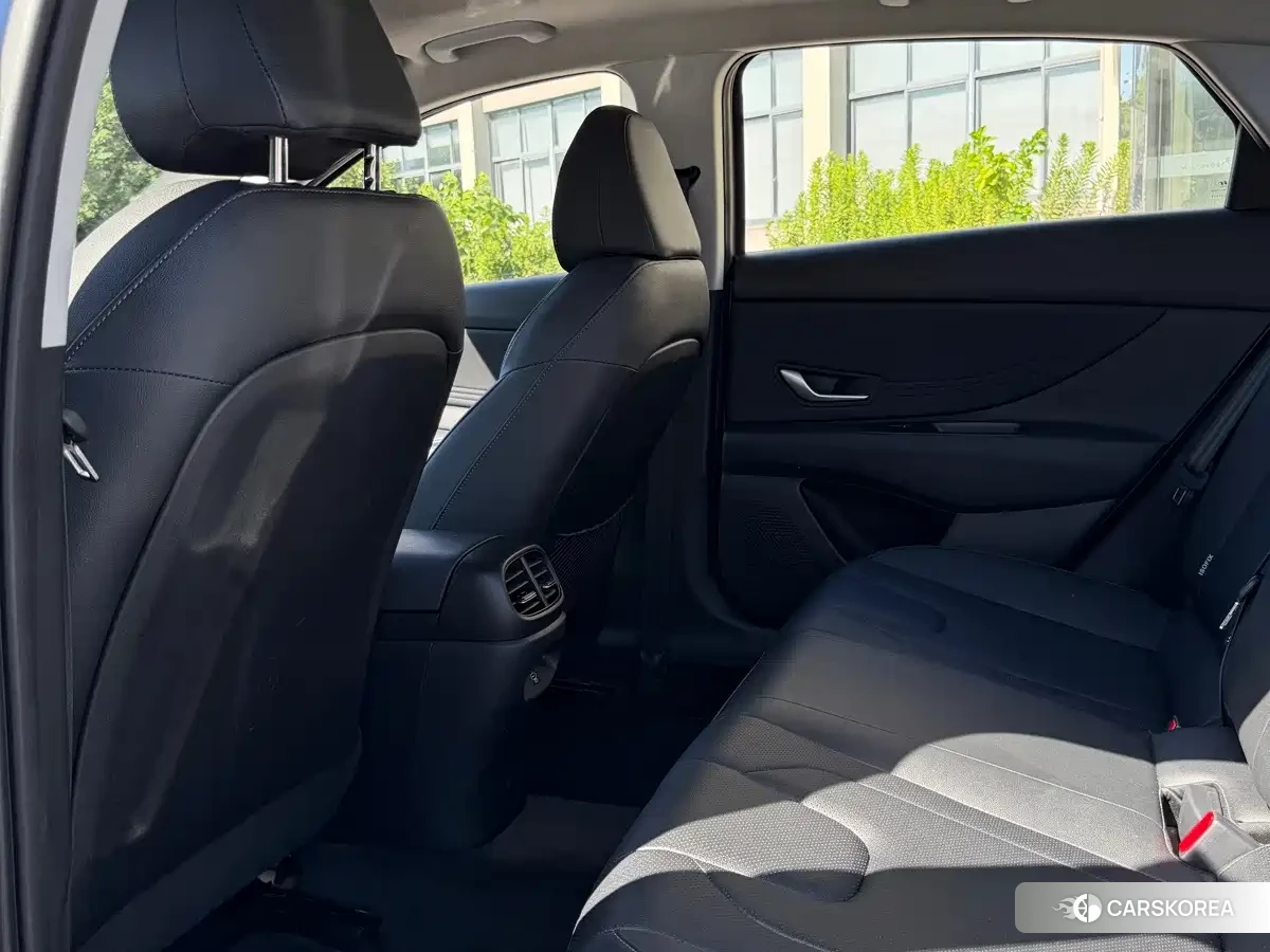Hyundai Elantra id 4649326 из Китая 9