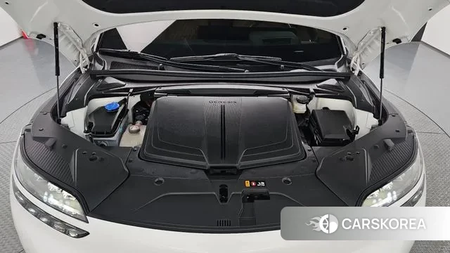 Genesis GV60 id 3467781 из Кореи 16