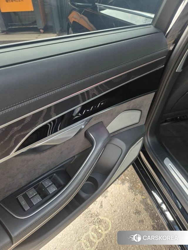 Audi A8 (D5) id 4600036 из Кореи 8