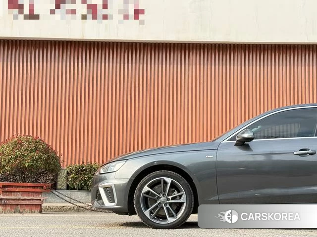 Audi A4L id 4313718 из Китая 22