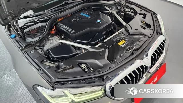 BMW 5 Series (G30) id 3488857 из Кореи 16