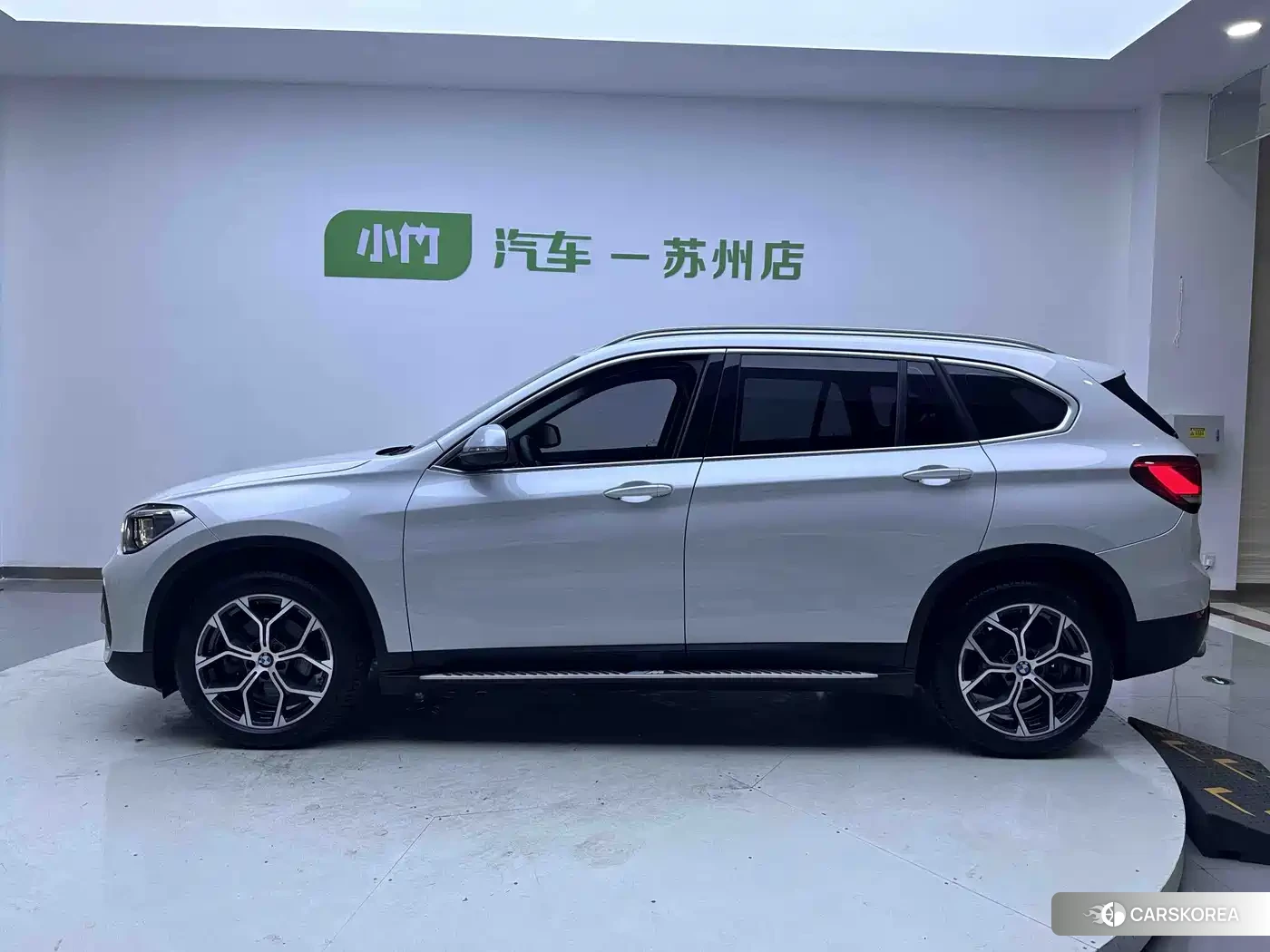 BMW X1 id 4679685 из Китая 17