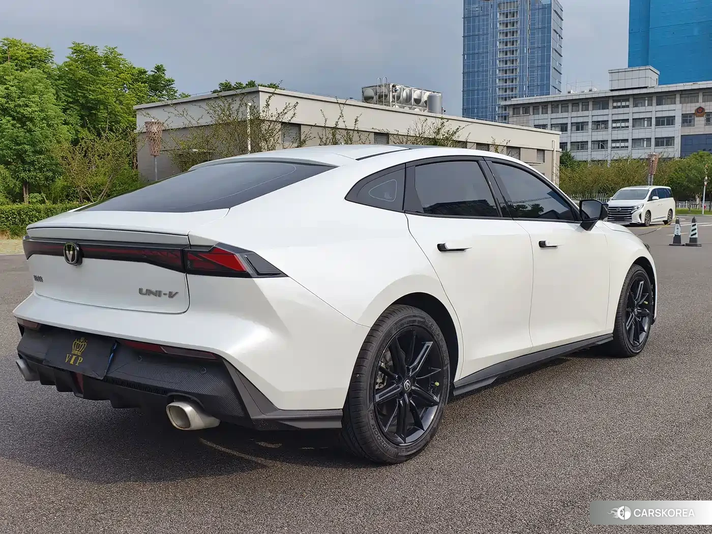Chang'an UNI-V id 4659680 из Китая 14
