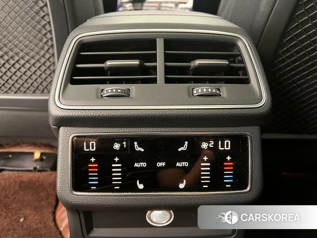 Audi A6L id 4265233 из Китая 7