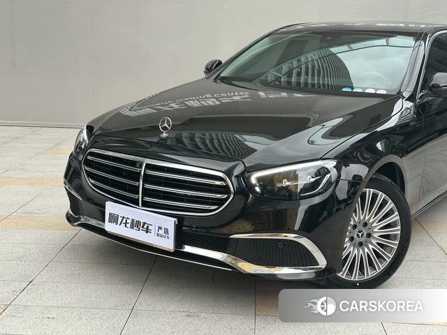 Mercedes-Benz E-class id 4290383 из Китая 18