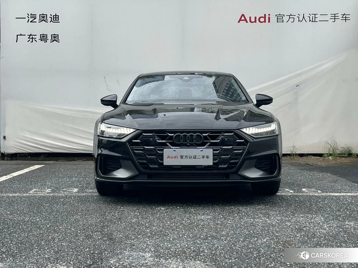 Audi A7L id 4479352 из Китая 13