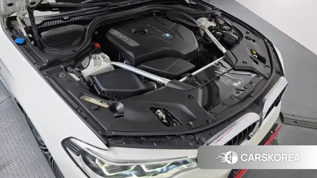 BMW 5 Series (G30) id 3612514 из Кореи 16