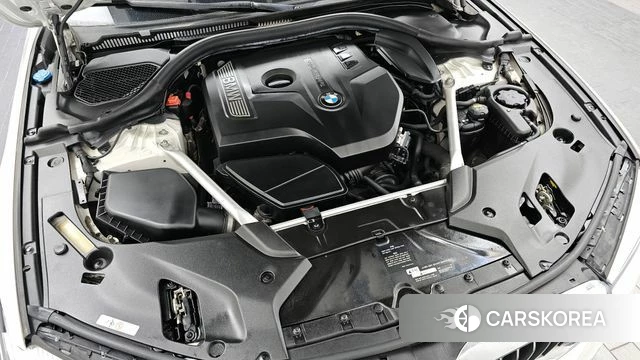 BMW 5 Series (G30) id 3924906 из Кореи 16