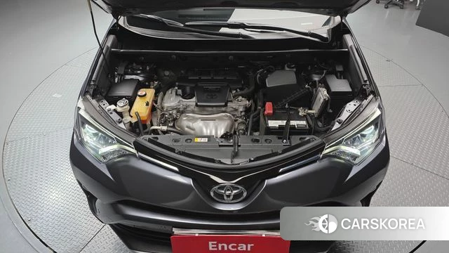 Toyota RAV4 id 4557828 из Кореи 16