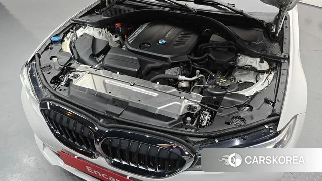 BMW 3 Series (G20) id 4586840 из Кореи 29