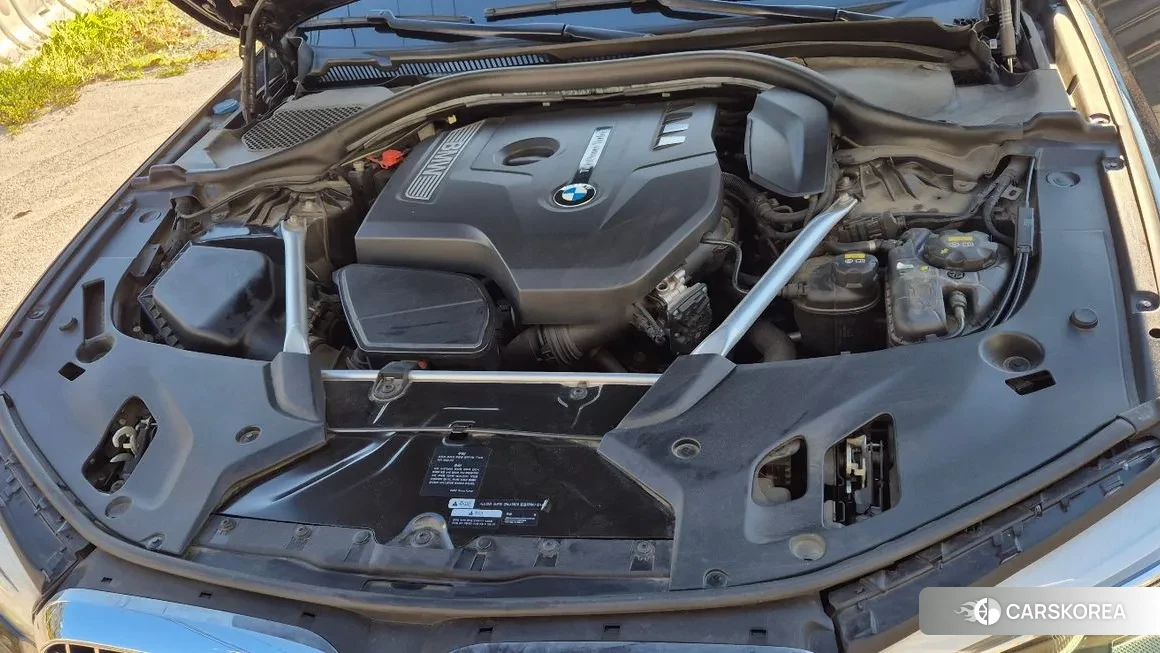 BMW 5 Series (G30) id 2140275 из Кореи 11