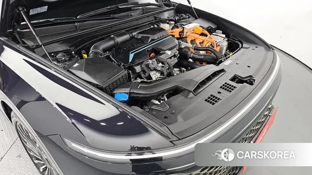 Hyundai Grandeur Hybrid (GN7) id 2889140 из Кореи 16