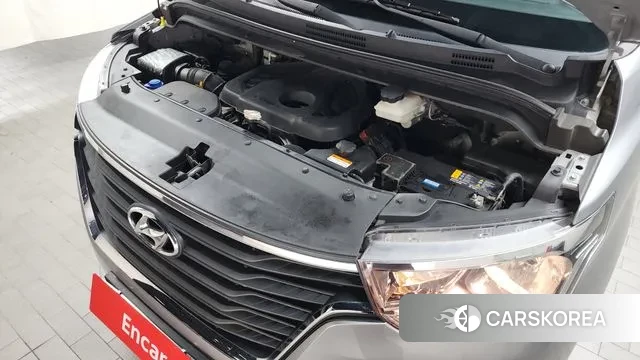 Hyundai The New Grand Starex id 3139304 из Кореи 16