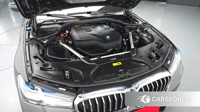 BMW 5 Series (G30) id 3680266 из Кореи 16