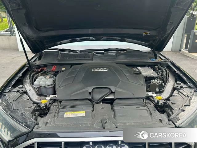 Audi Q7 id 4262015 из Китая 19