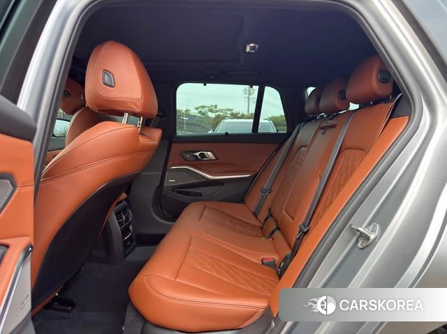 BMW 3 Series (G20) 2025 Серебристо-серый из Кореи, фото 6