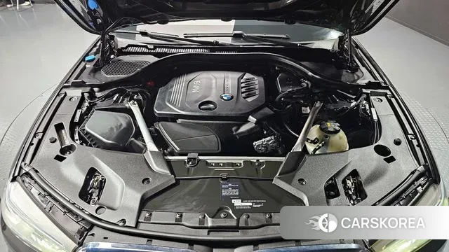 BMW 5 Series (G30) id 3703877 из Кореи 16