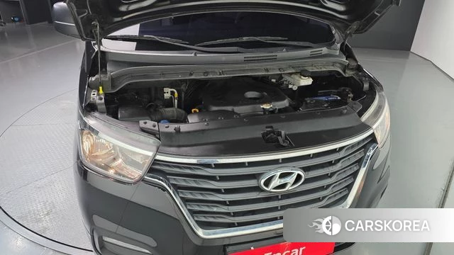 Hyundai The New Grand Starex id 3955948 из Кореи 16