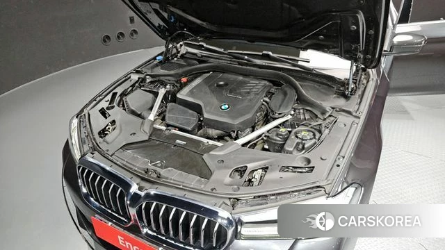 BMW 5 Series (G30) id 4292902 из Кореи 26