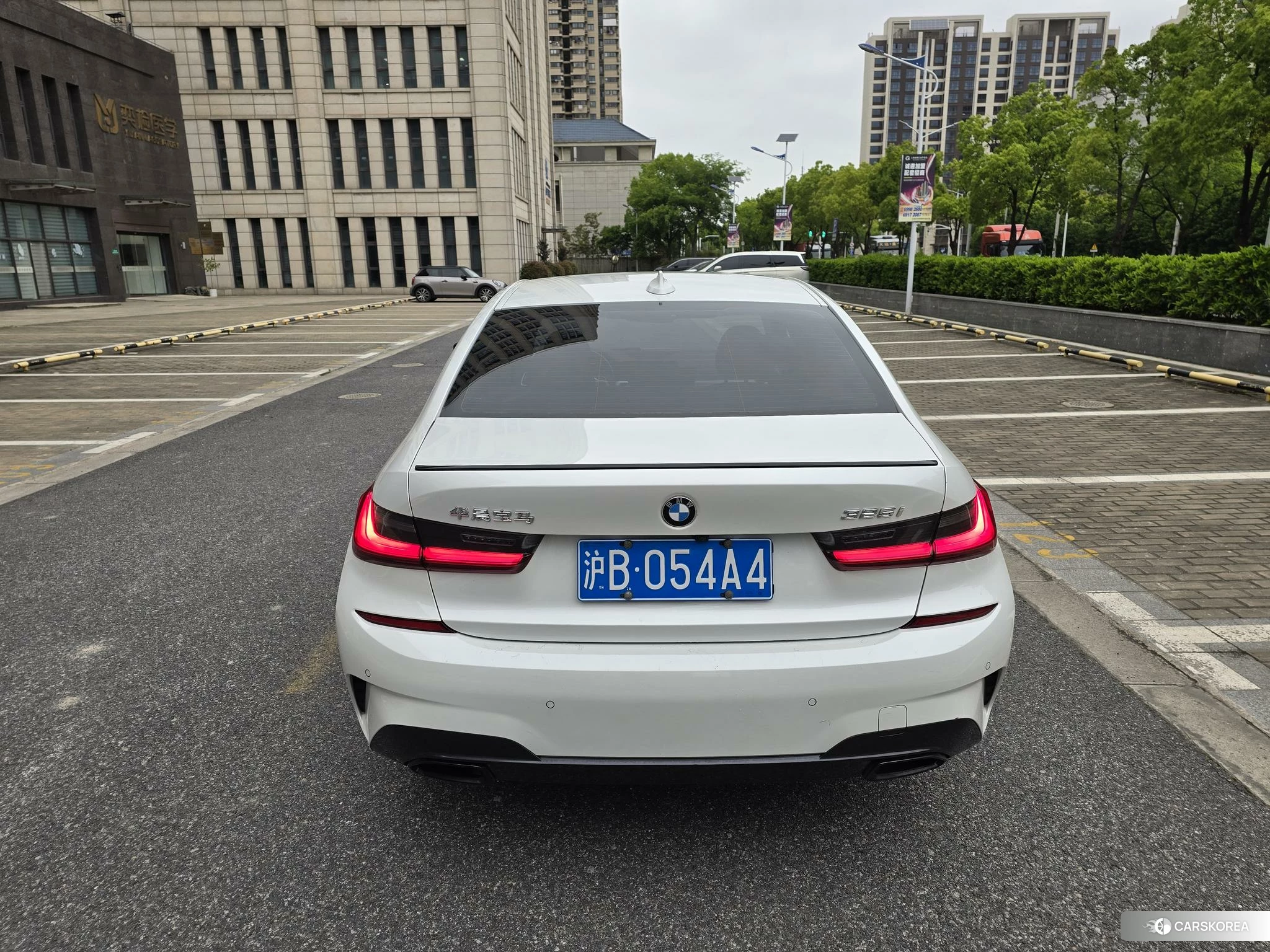 BMW 3 series id 4479353 из Китая 11