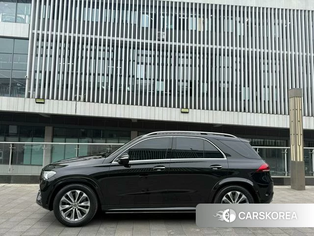 Mercedes-Benz GLE (import) 2022 Черный из Китая, фото 6