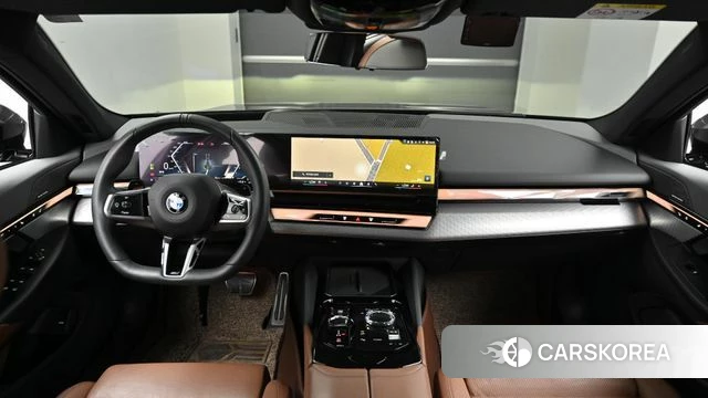 BMW 5 Series (G60) id 4834721 из Кореи 16