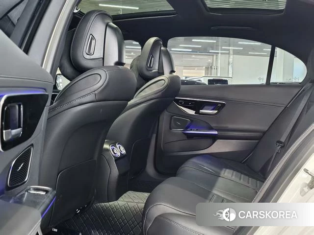 Mercedes-Benz Class C 2025 Белый из Китая, фото 6