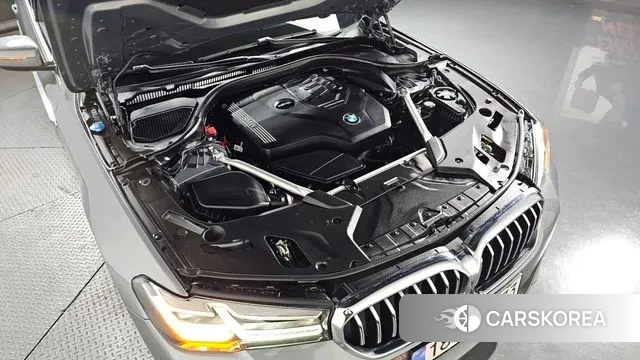 BMW 5 Series (G30) id 3462946 из Кореи 16