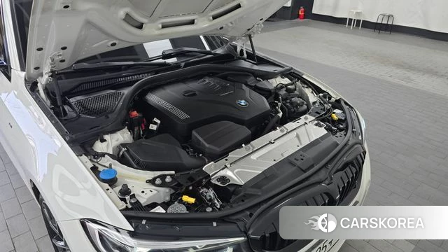 BMW 3 Series (G20) id 4469601 из Кореи 29