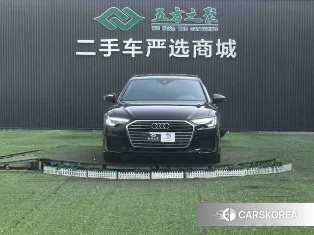 Audi A6L id 4329183 из Китая 16