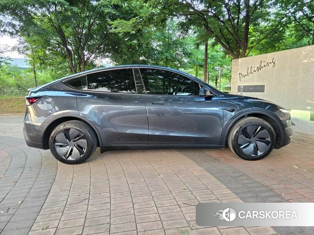 Tesla Model Y id 4523092 из Кореи 16
