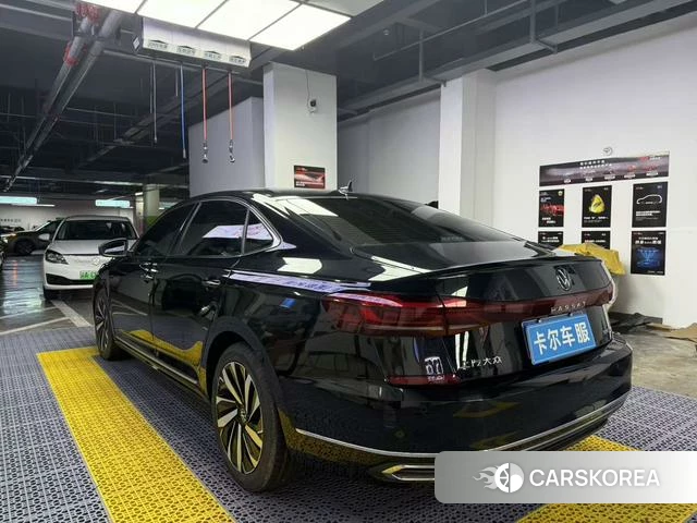 Volkswagen Passat id 4353661 из Китая 9