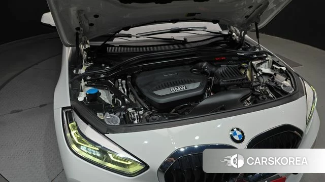 BMW 1 Series (F40) id 4458628 из Кореи 26