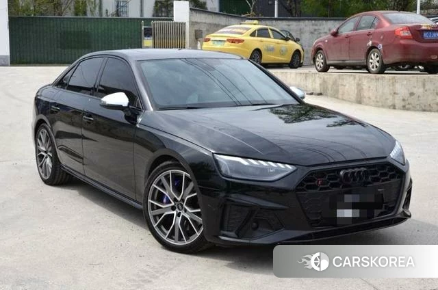 Audi S4 2025 Черный из Китая, фото 6