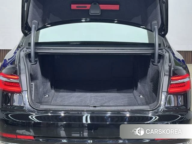 Audi A8 id 4275643 из Китая 19
