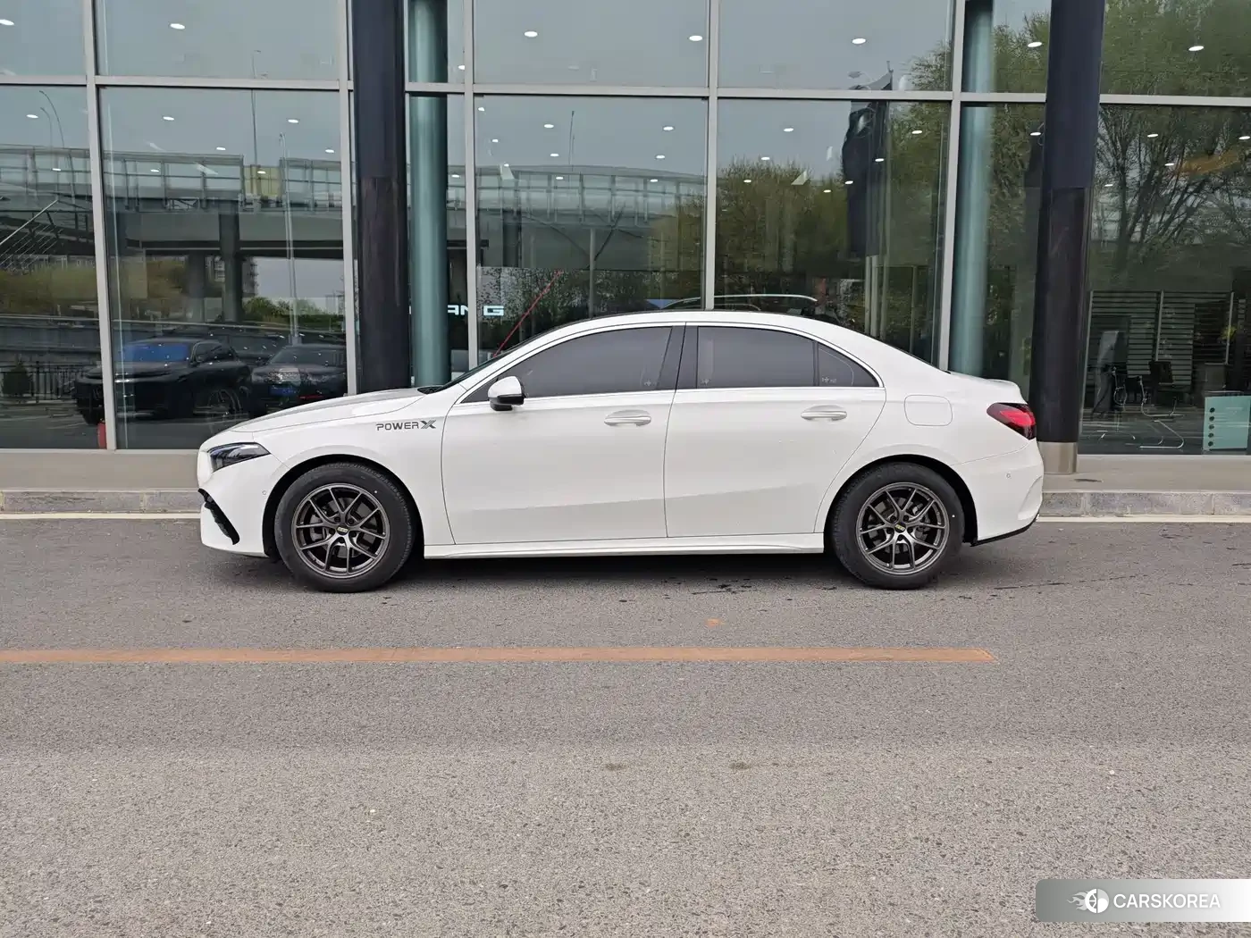 Mercedes-Benz A-Class 2024 Белый из Китая, фото 6