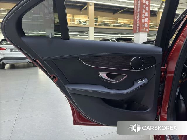 Mercedes-Benz Class C id 4328600 из Китая 10