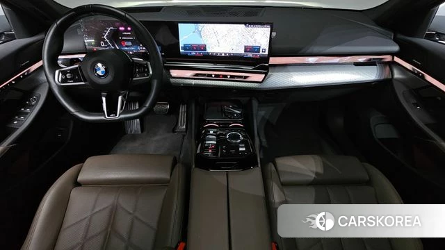 BMW 5 Series (G60) id 4669928 из Кореи 32