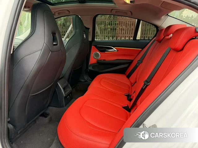 BMW 1 series 2023 Белый из Китая, фото 6