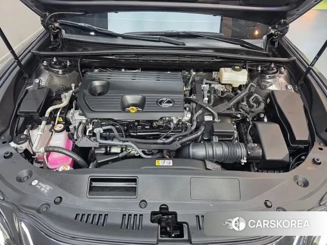 Lexus ES300h 7th generation id 3341954 из Кореи 16