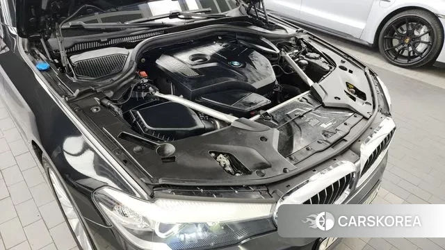 BMW 5 Series (G30) id 3356888 из Кореи 16