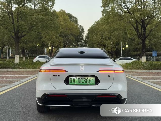 Avita 06 2025 Белый из Китая, фото 6