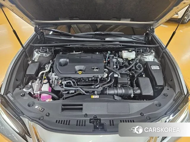 Lexus ES300h 7th generation id 3732466 из Кореи 14