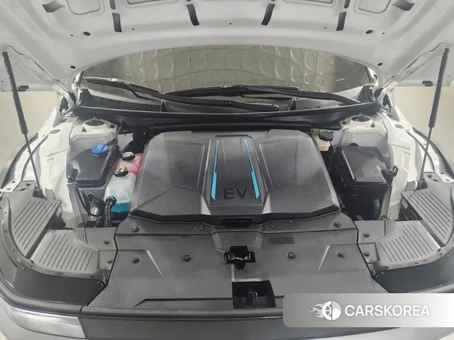 Hyundai Ionic 5 id 3752780 из Кореи 16