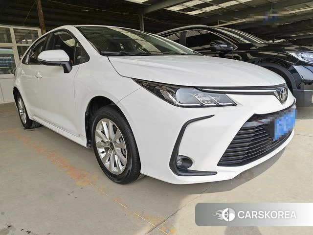 Toyota Corolla 2024 Белый из Китая, фото 6