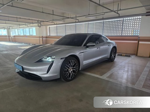 Porsche Taycan id 4395720 из Кореи 9