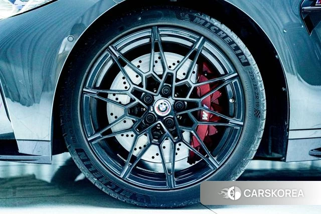 BMW M4 id 4341875 из Китая 14