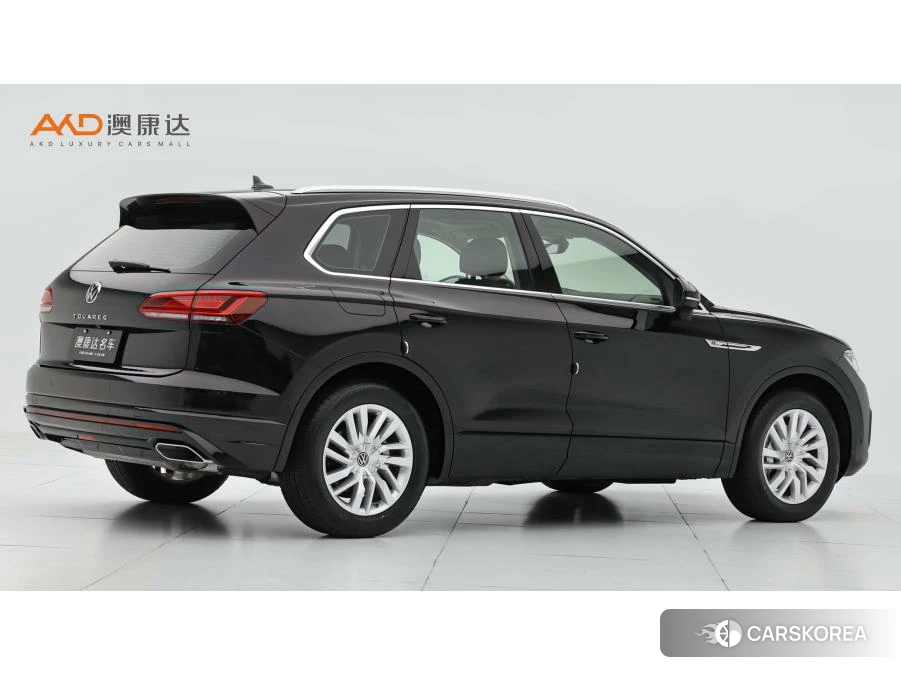 Volkswagen Touareg 2020 Черный из Китая, фото 6
