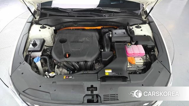 Hyundai The New Grandeur IG Hybrid id 4735757 из Кореи 31
